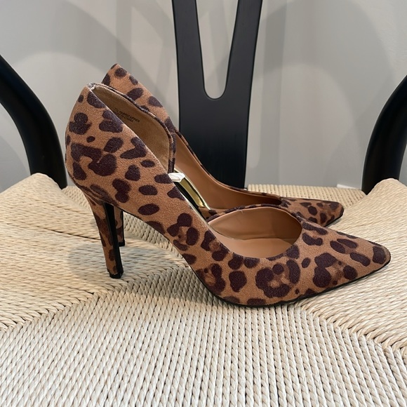 Cheetah Print High Heels - Picture 4 of 5